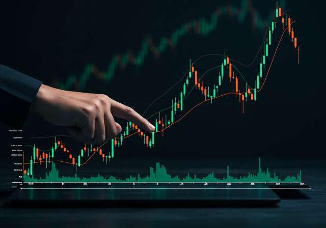 Choosing the Right Stock Broker in India: A Comprehensive Guide